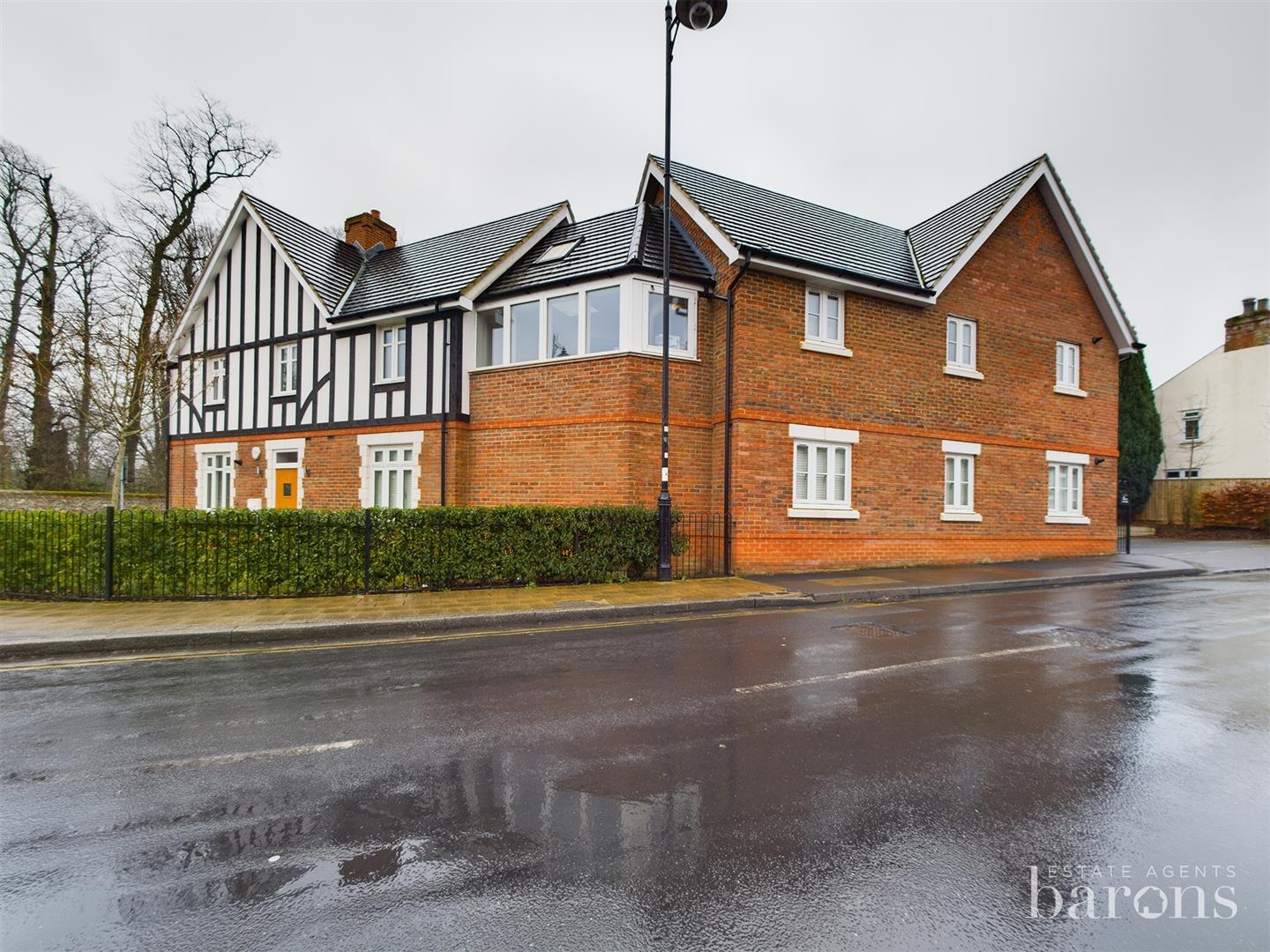 Basingstoke Estate Agents, Basingstoke For Sale, Barons Estate Agents